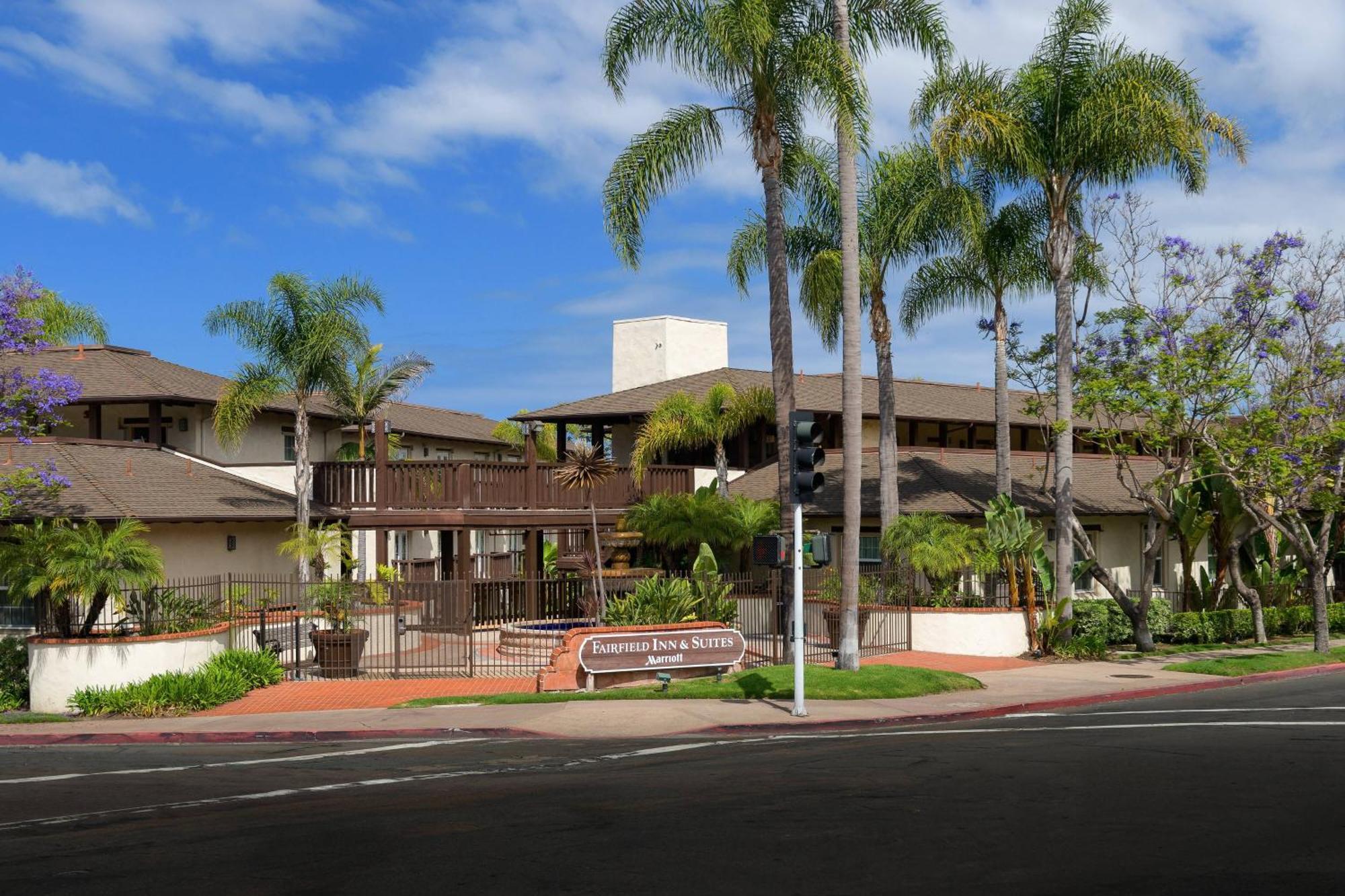 Fairfield Inn & Suites San Diego Old Town Exterior foto